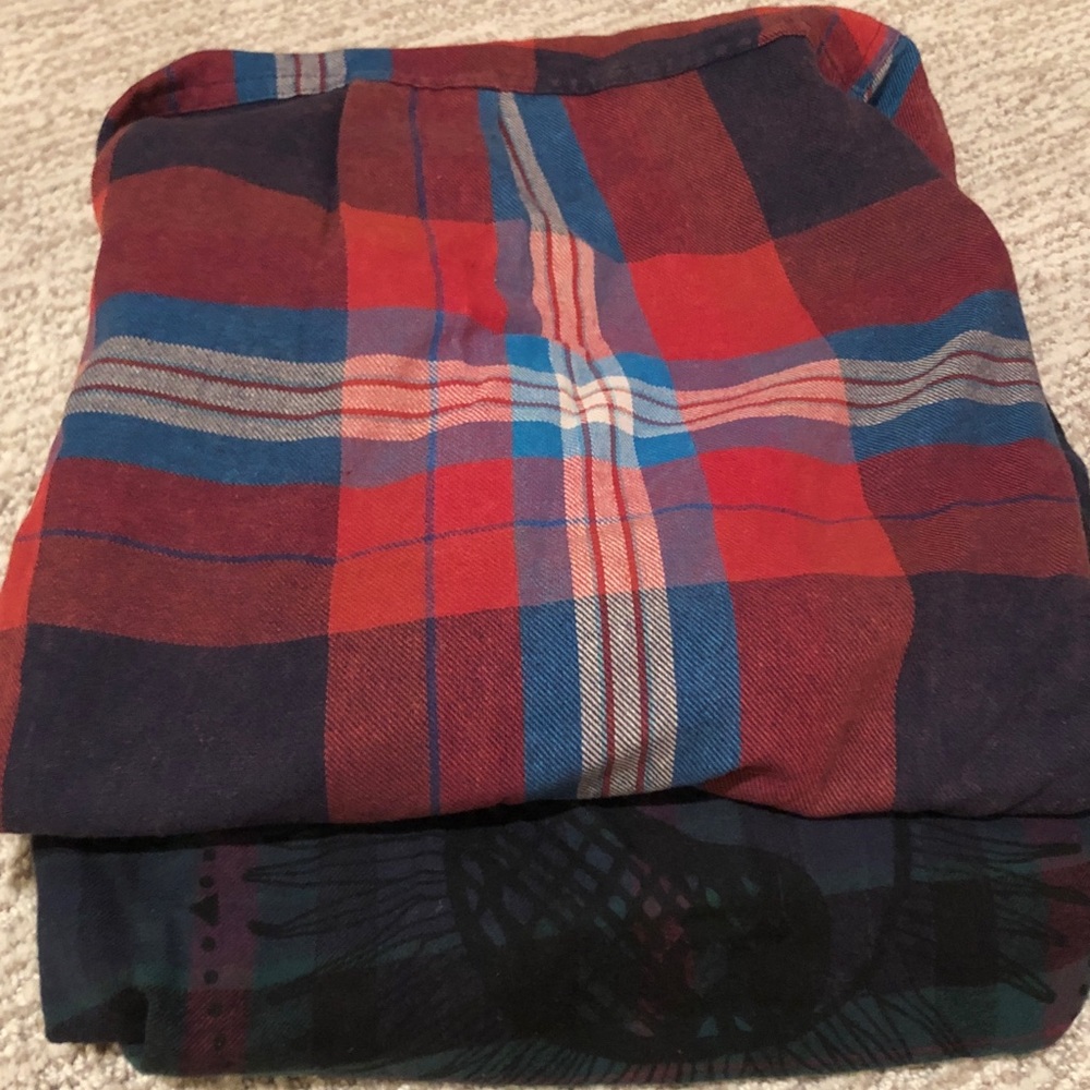 set of 2 flannels